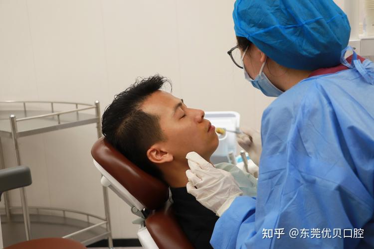 深圳钢牙矫正_龙华矫正牙齿哪家好_深圳龙华钢丝矫正靠谱牙科