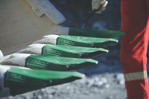 20岁还能矫正牙齿_牙齿矫正还能吹号吗_牙齿矫正还能戴颚垫吗